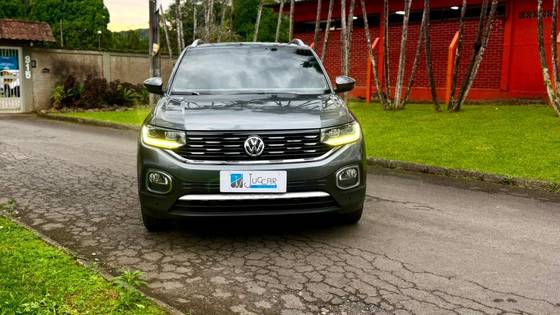 VOLKSWAGEN T-CROSS 1.4 250 TSI TOTAL FLEX HIGHLINE AUTOMÁTICO VOLKSWAGEN T-CROSS 1.4 250 TSI TOTAL FLEX HIGHLINE AUTOMÁTICO